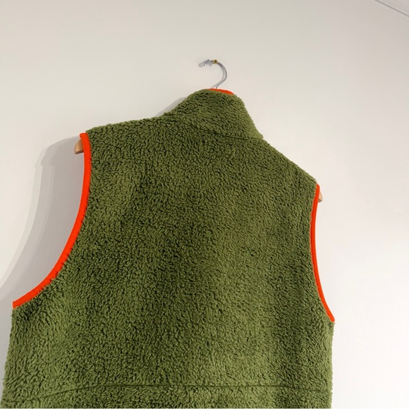 Outerknown Skyline Sherpa Vest green full zip orange accent fleece - Picture 4 of 9